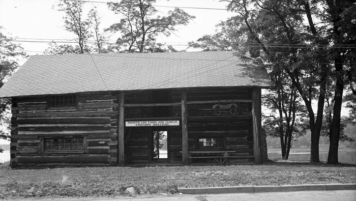 Pioneer Log Cabin Museum (Halfway House Museum, Pioneer Log Cabin) - Historical Photo (newer photo)